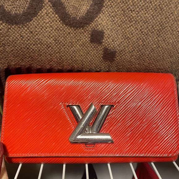 Louis Vuitton Red Epi Long Wallet - Picture 3 of 3
